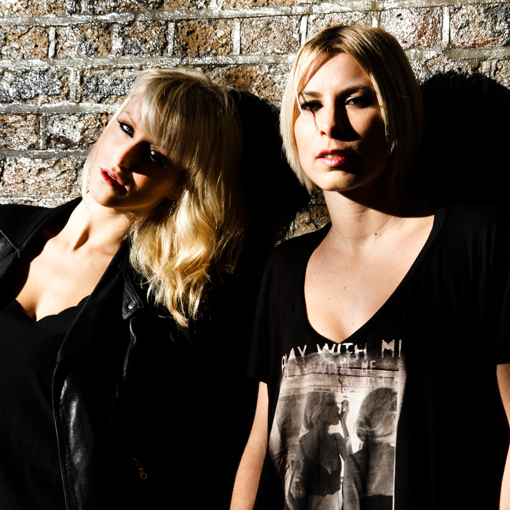 Blond:ish, Francis Mercier & Amadou & Mariam