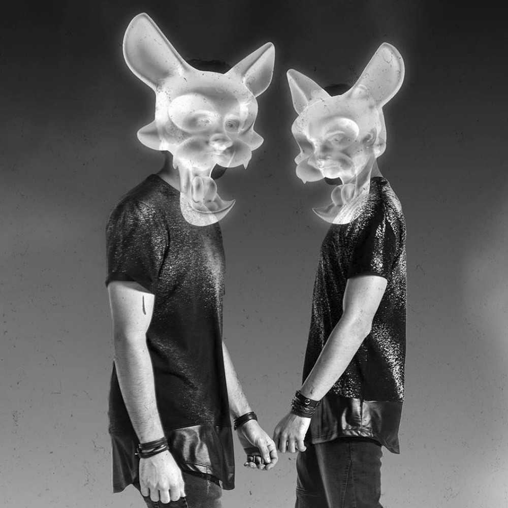 Cat Dealers, Hrrtz, Nathan Nicholson