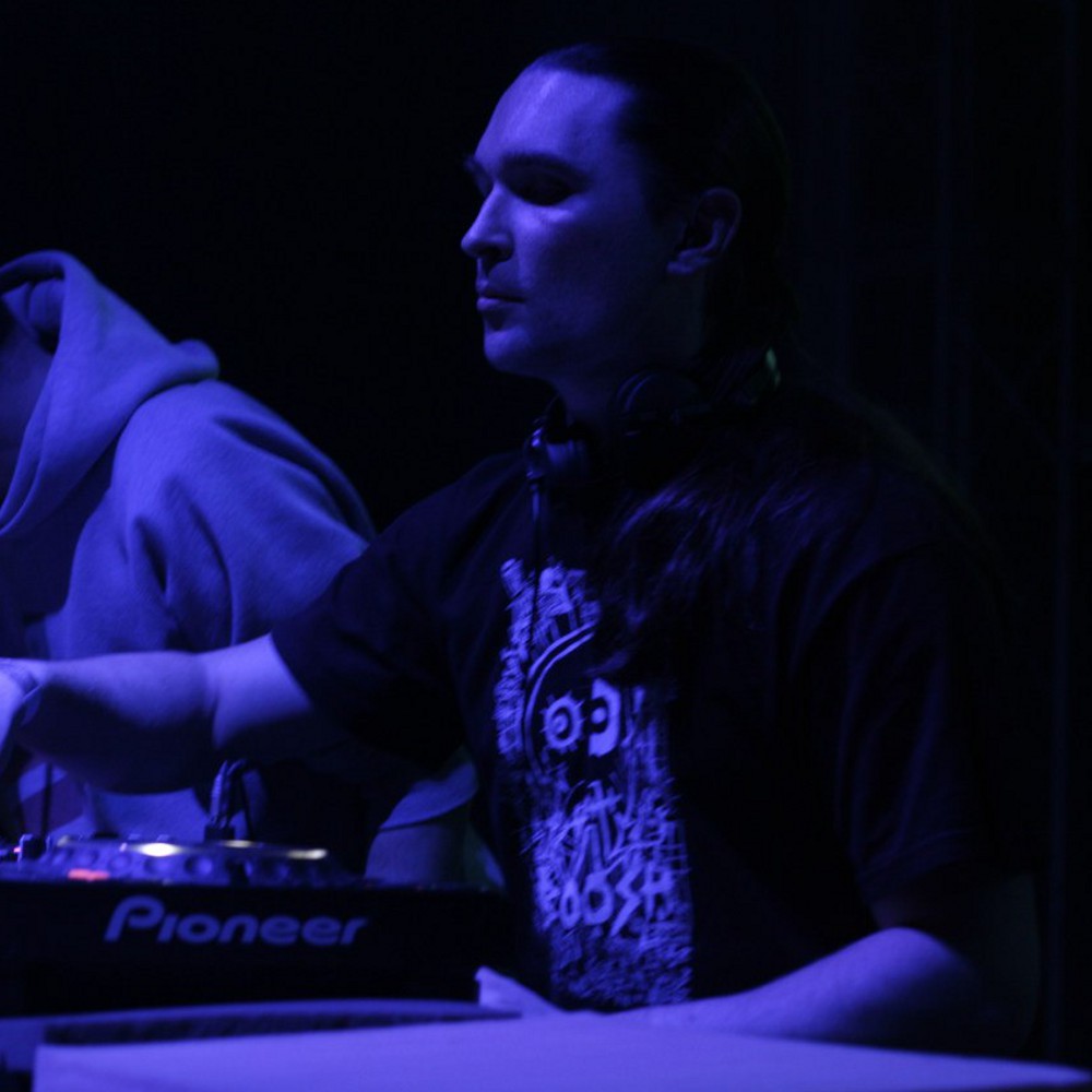 DJ Hidden – drum and bass Band