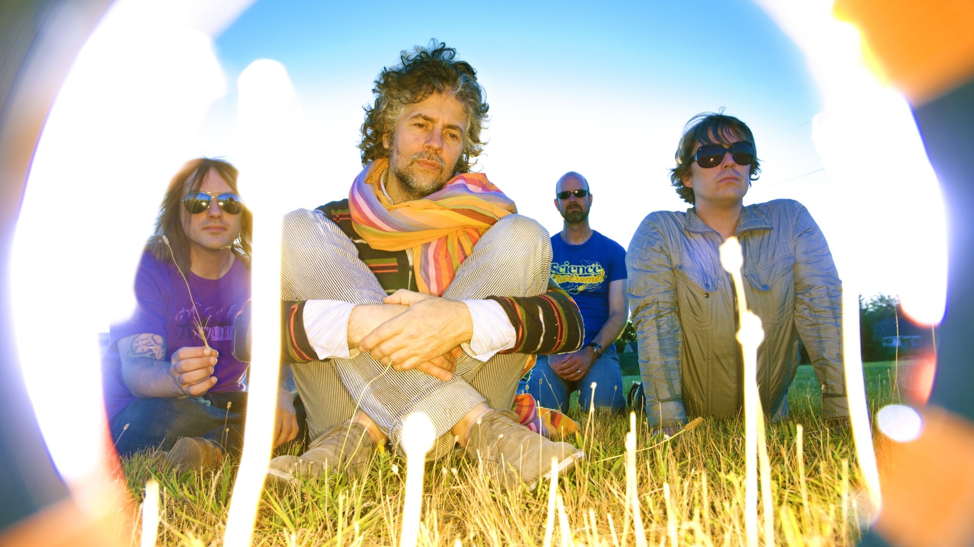A Spoonful Weighs A Ton av The Flaming Lips