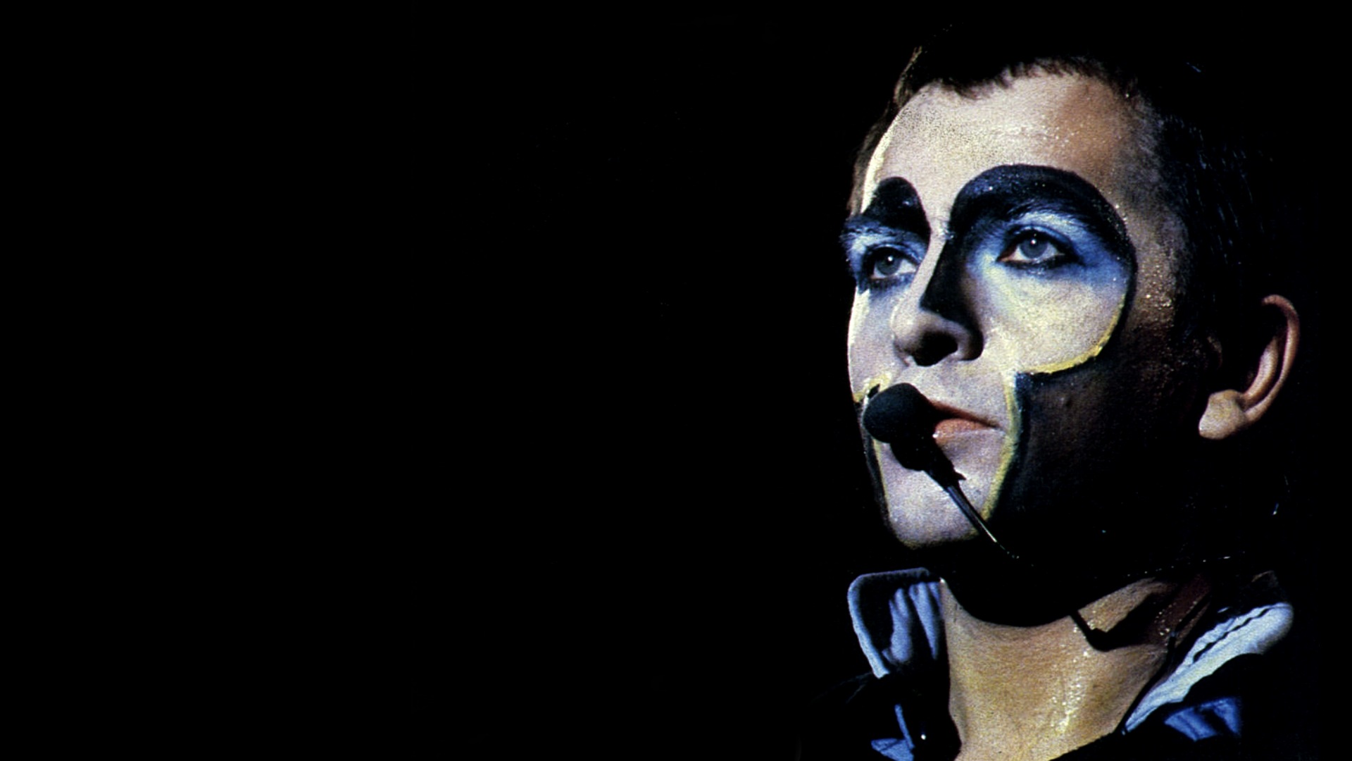 Games Without Frontiers av Peter Gabriel