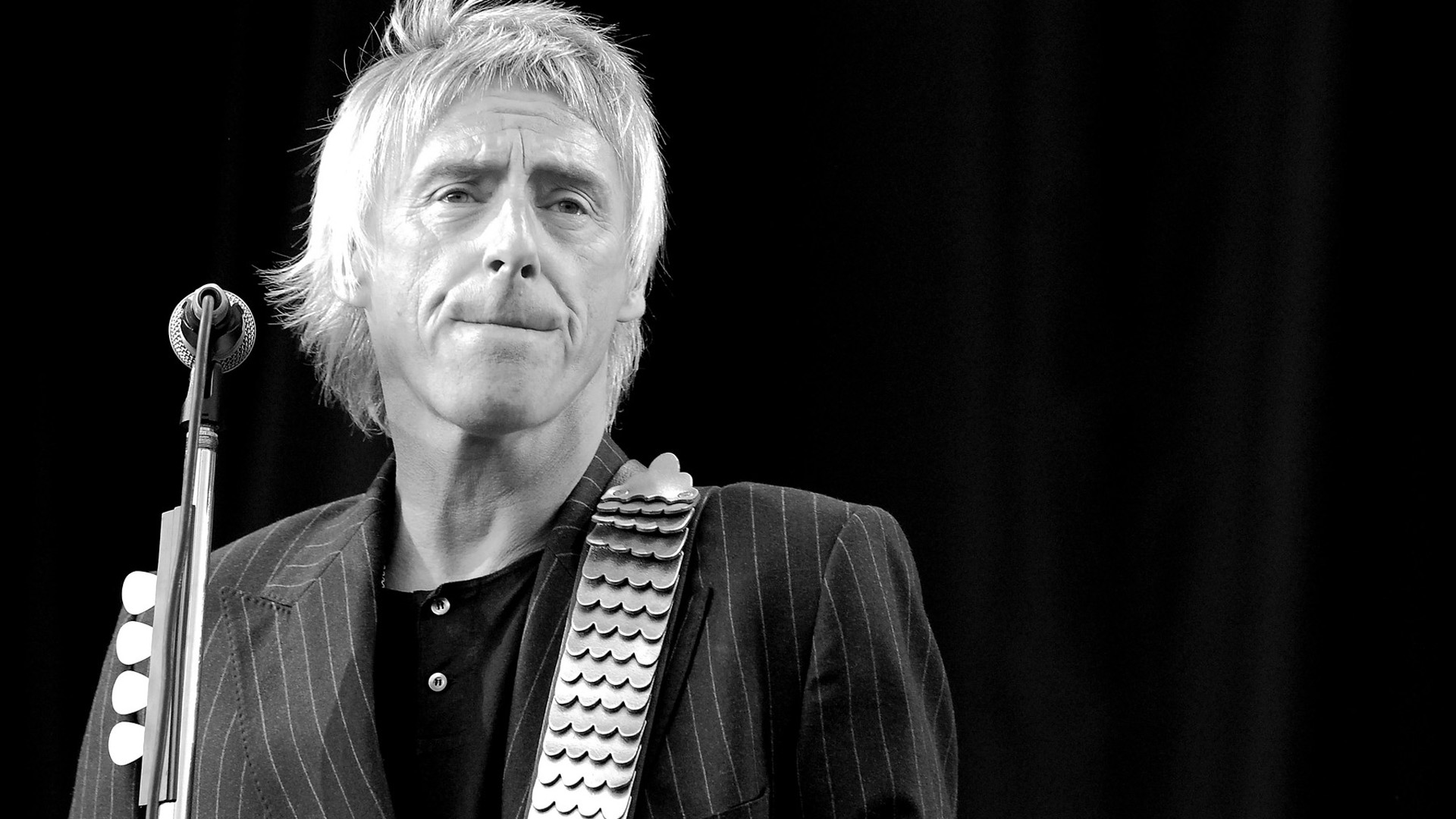 No Tears To Cry av Paul Weller