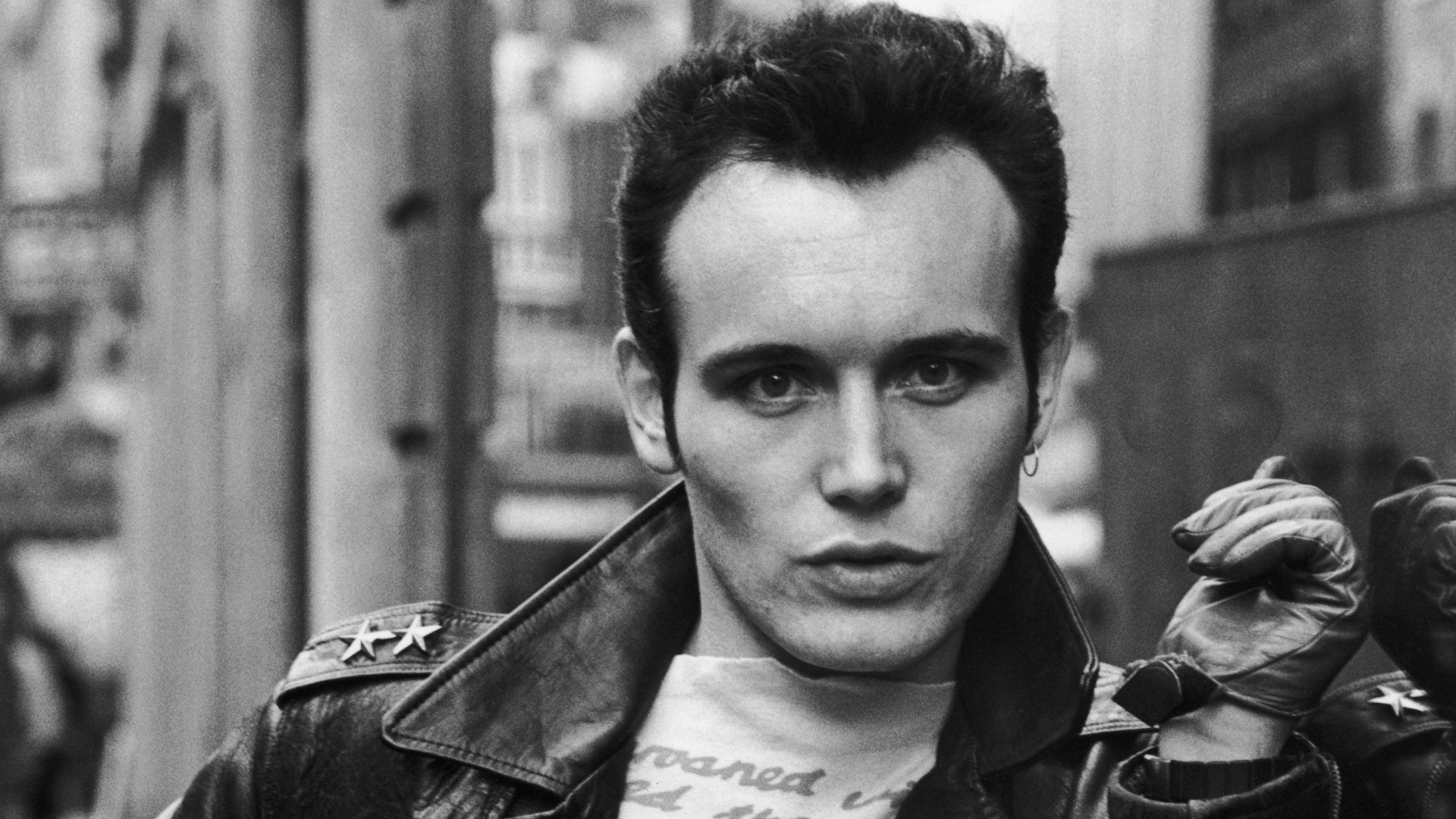 Stand And Deliver av Adam Ant